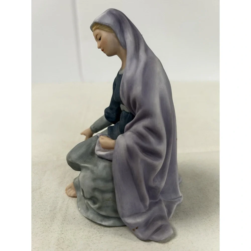 Lenox The Renaissance Nativity MARY 1991 Figurine Christmas Holiday Porcelain